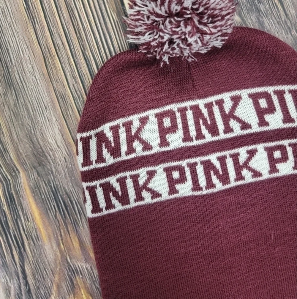 VS Pink OS pom-pom hat
